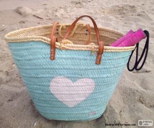 Carrycot for the beach puzzle