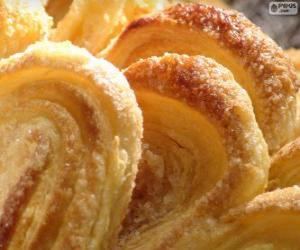 Ears of puff pastry puzzle