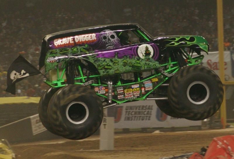 Grave Digger Monster Truck puzzle