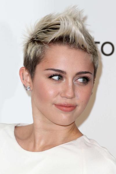 miley cyrus new haircut party puzzle  puzzle